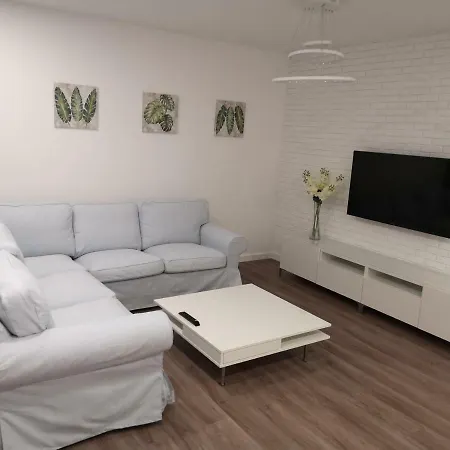 Apartment Apartament Przy Fontannie Klodzko