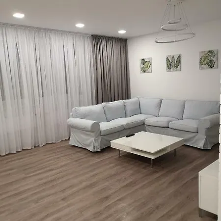 Apartament Przy Fontannie Apartment