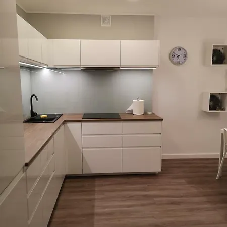 Apartament Przy Fontannie Apartment Klodzko